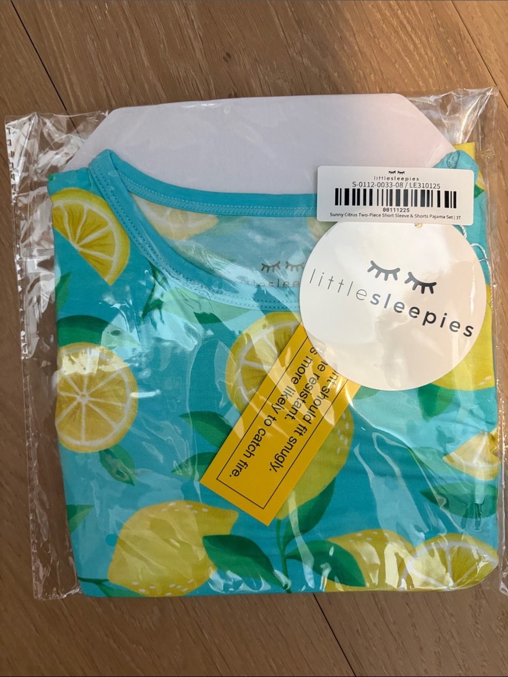 NWT Sunny citrus two piece shorts/sleeve pjs